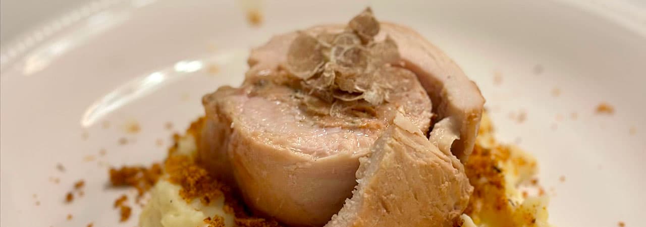 Chicken Roulade Stuffed with Chicken and Green